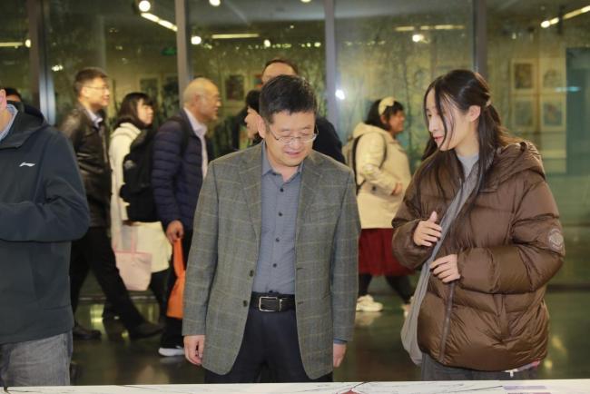 “异彩盛开——首届宇宙ADHD艺术展”在京开幕